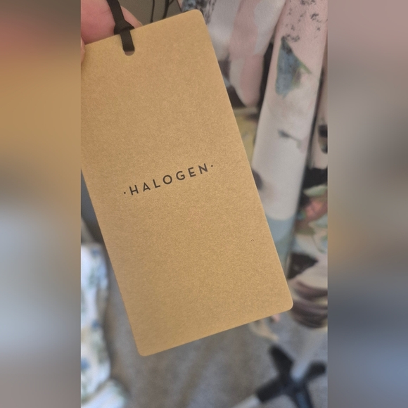 Halogen Multicolor Abstract Camisole NWT Size Large - Picture 3 of 6